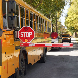 Driving Rules in the USA for Foreigners – Complete Tourist Guide